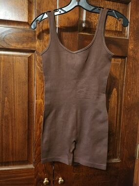 Seamless Ribbed Bodysuit Romper in Dark Brown
